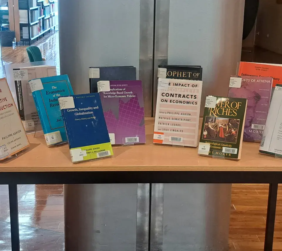 Sélection d'ouvrages du CESDoc à l'occasion du prix Nobel d'économie 2025